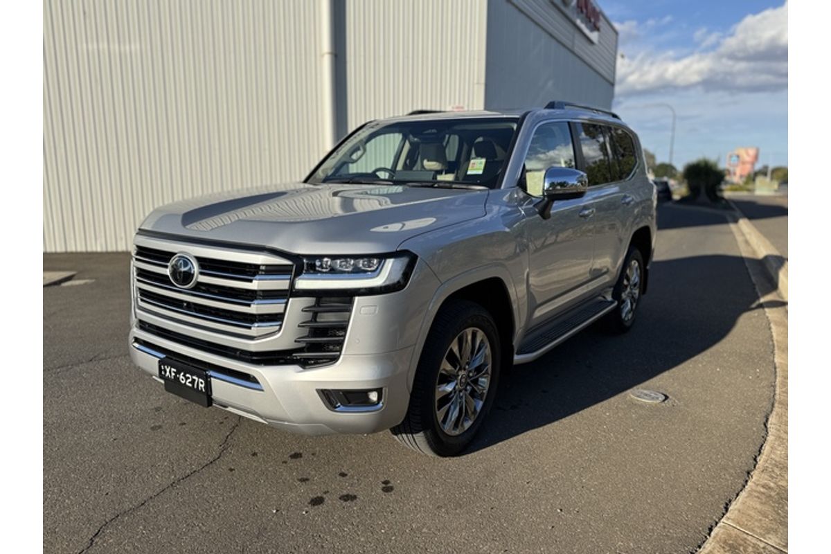 2025 Toyota Landcruiser Sahara ZX FJA300R