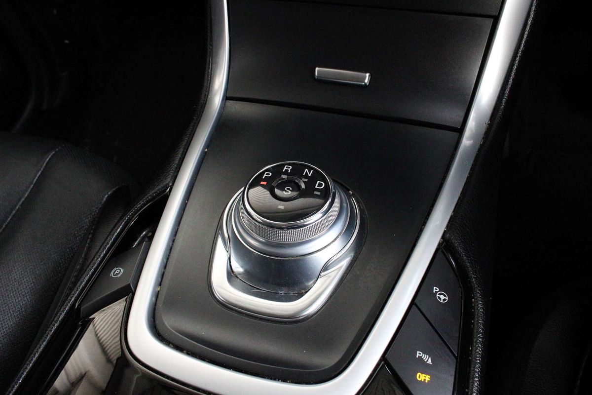 2018 Ford Endura Titanium CA