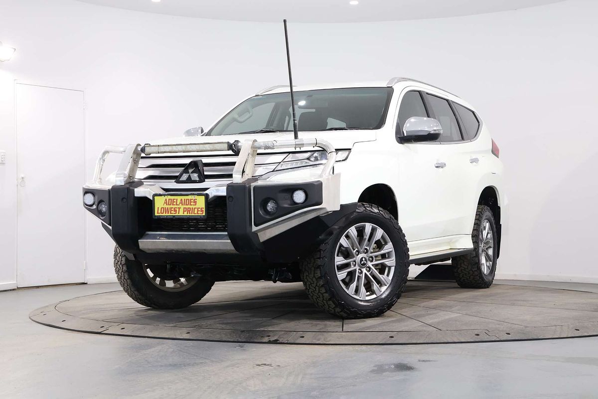 2022 Mitsubishi Pajero Sport GLX QF