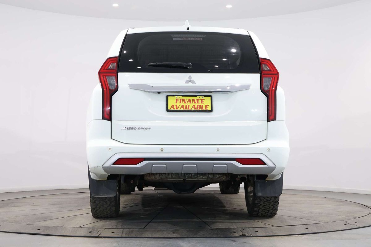 2022 Mitsubishi Pajero Sport GLX QF