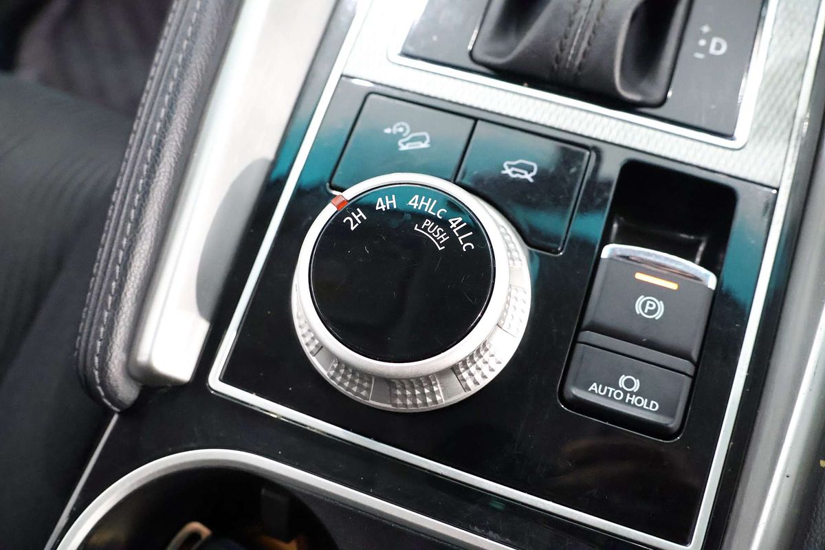 2022 Mitsubishi Pajero Sport GLX QF