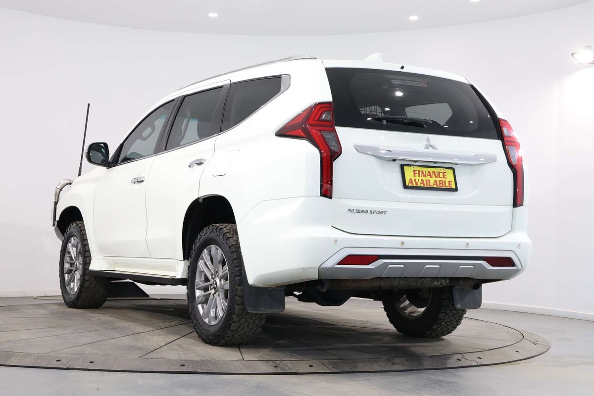 2022 Mitsubishi Pajero Sport GLX QF
