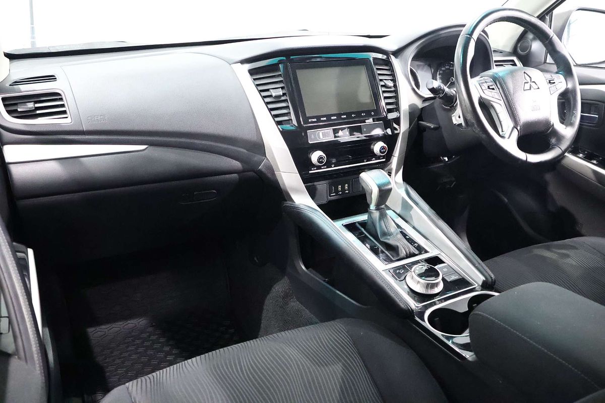 2022 Mitsubishi Pajero Sport GLX QF