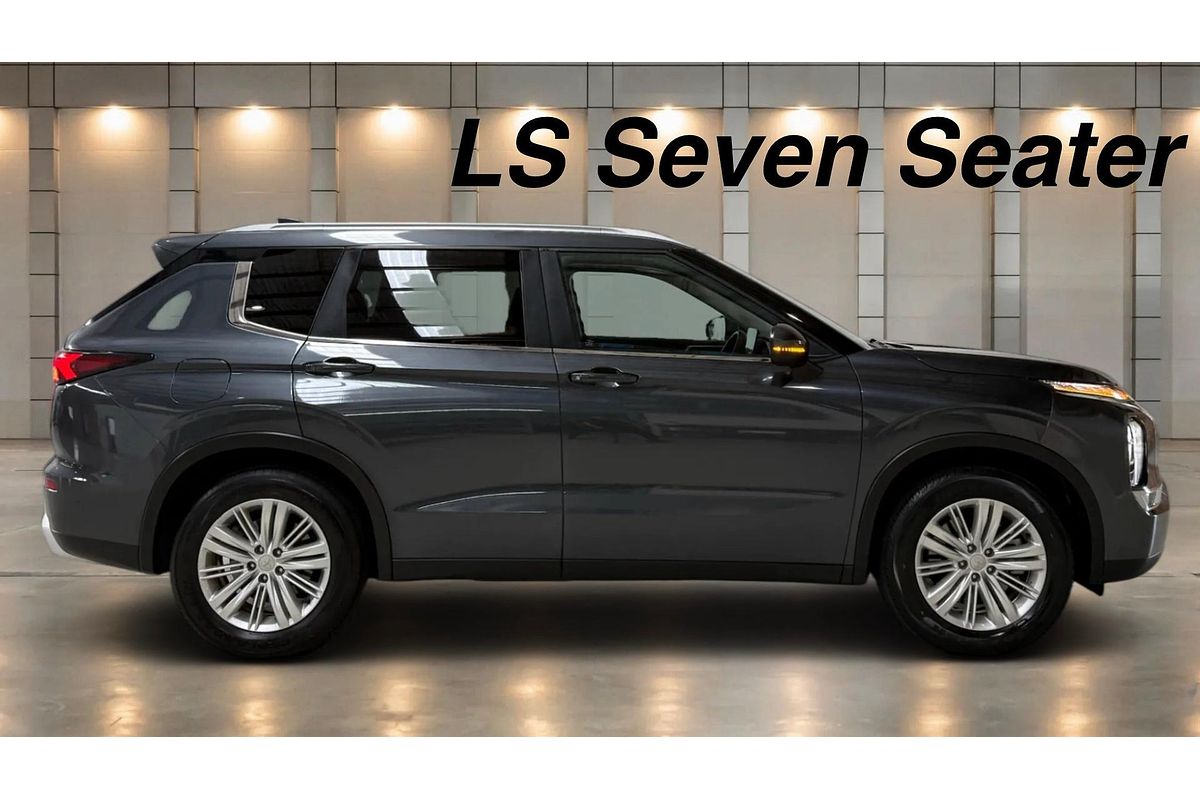 2024 Mitsubishi Outlander LS ZM