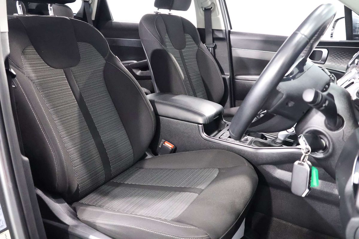 2023 Kia Sorento Sport MQ4