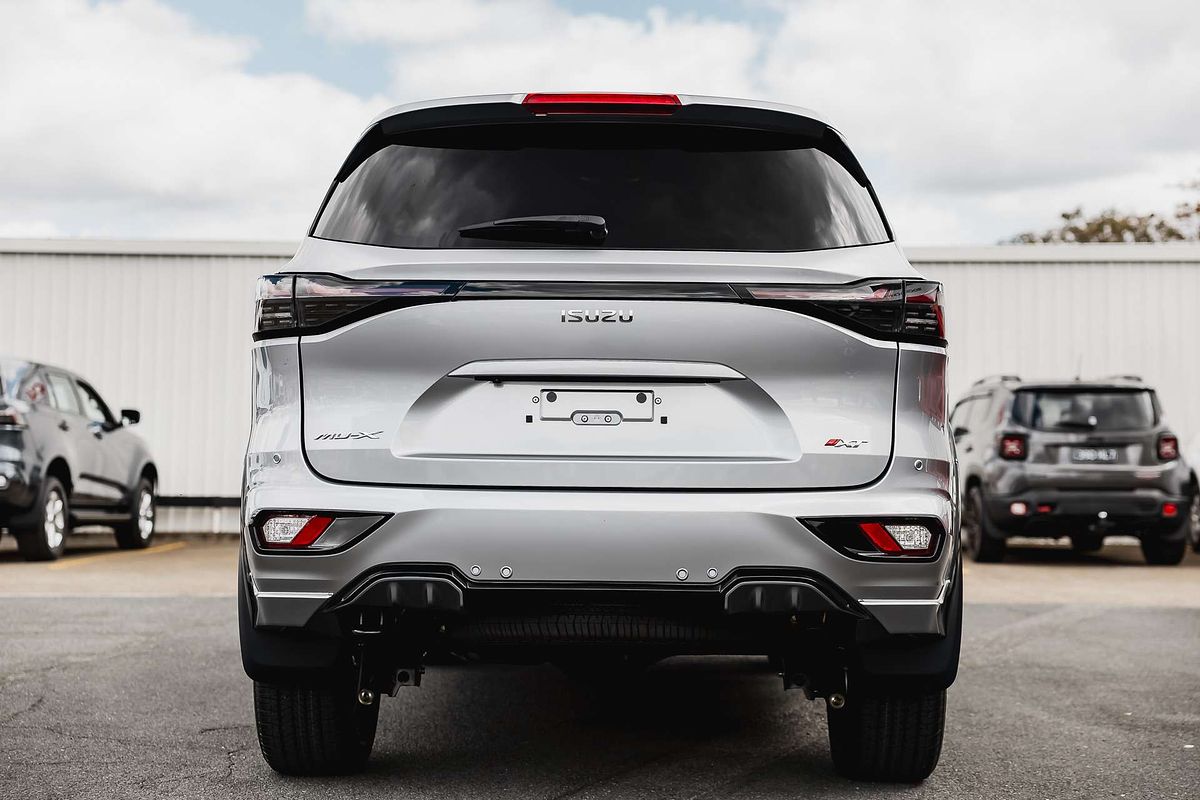 2026 Isuzu MU-X X-TERRAIN