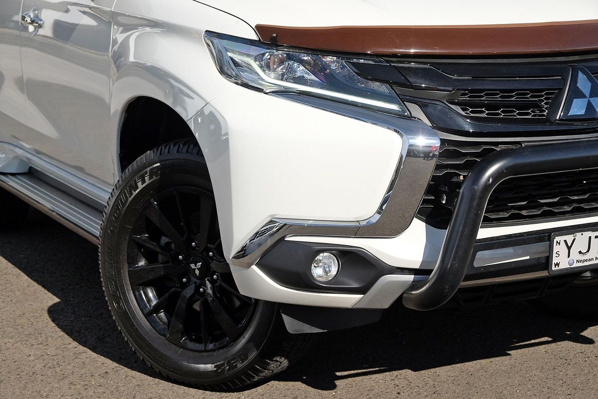 2019 Mitsubishi Pajero Sport Black Edition QE