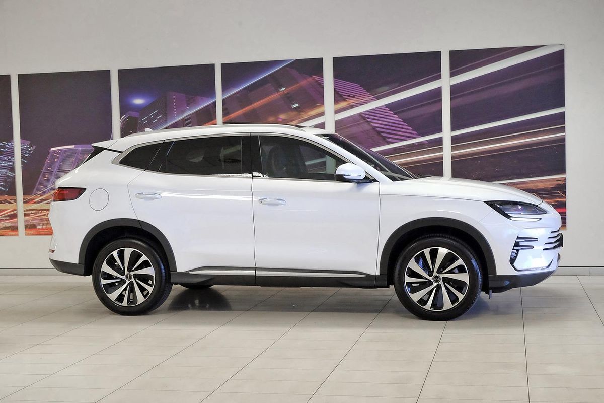 2024 BYD SEALION 6 Dynamic image 3