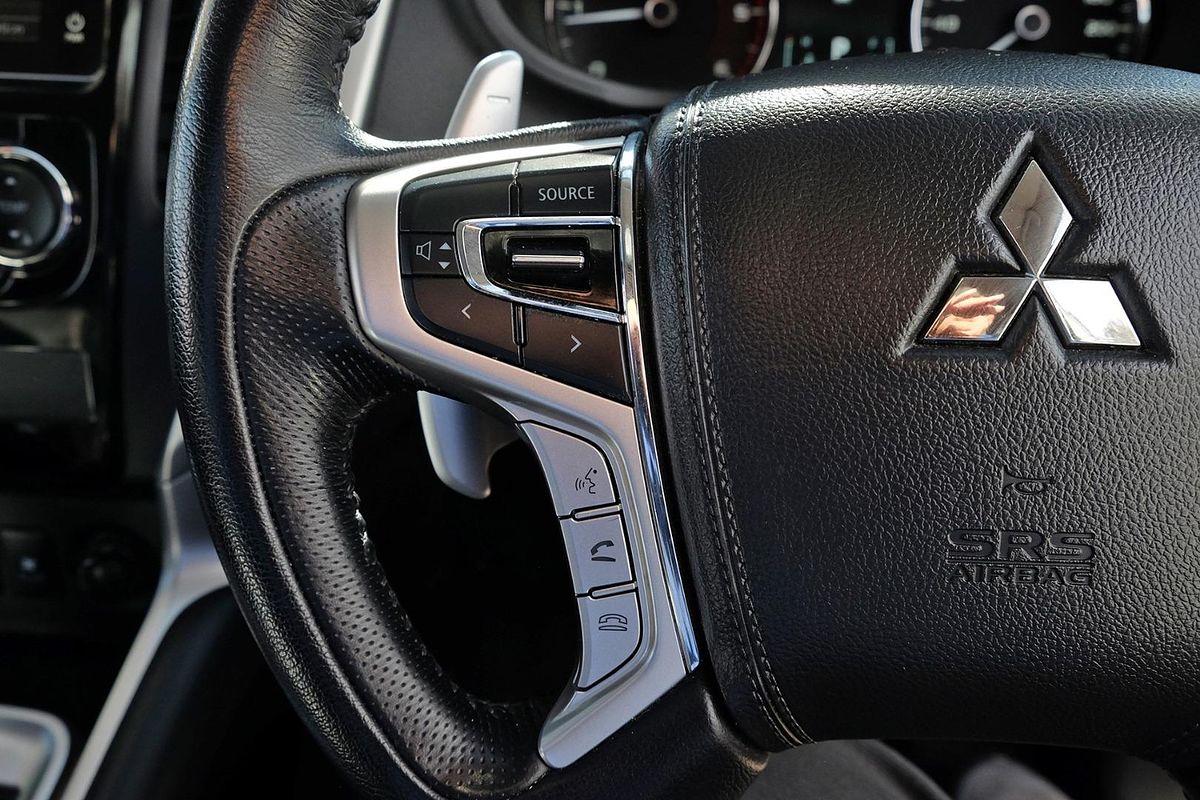 2019 Mitsubishi Pajero Sport Black Edition QE