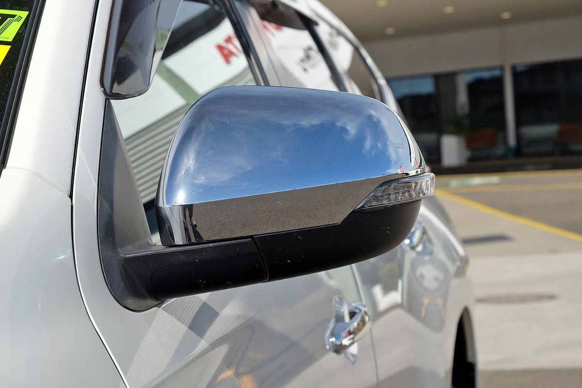 2019 Mitsubishi Pajero Sport Black Edition QE