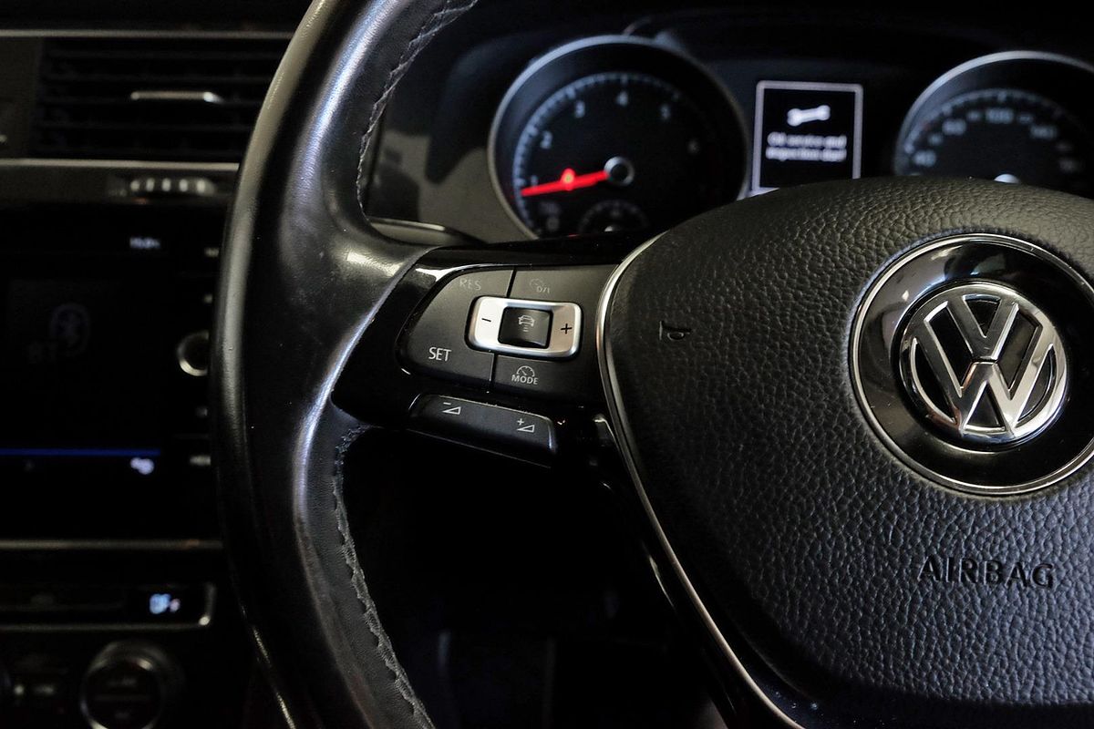 2018 Volkswagen Golf 110TSI Comfortline 7.5 image 14
