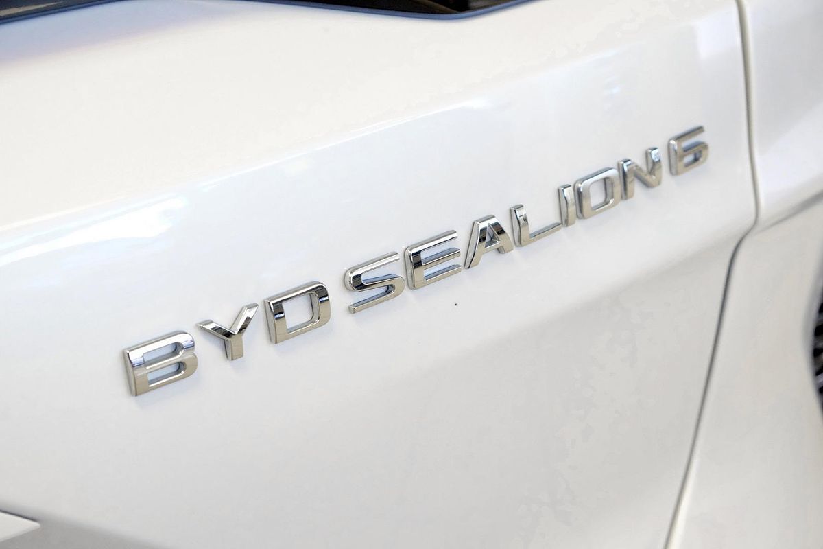 2024 BYD SEALION 6 Dynamic image 23