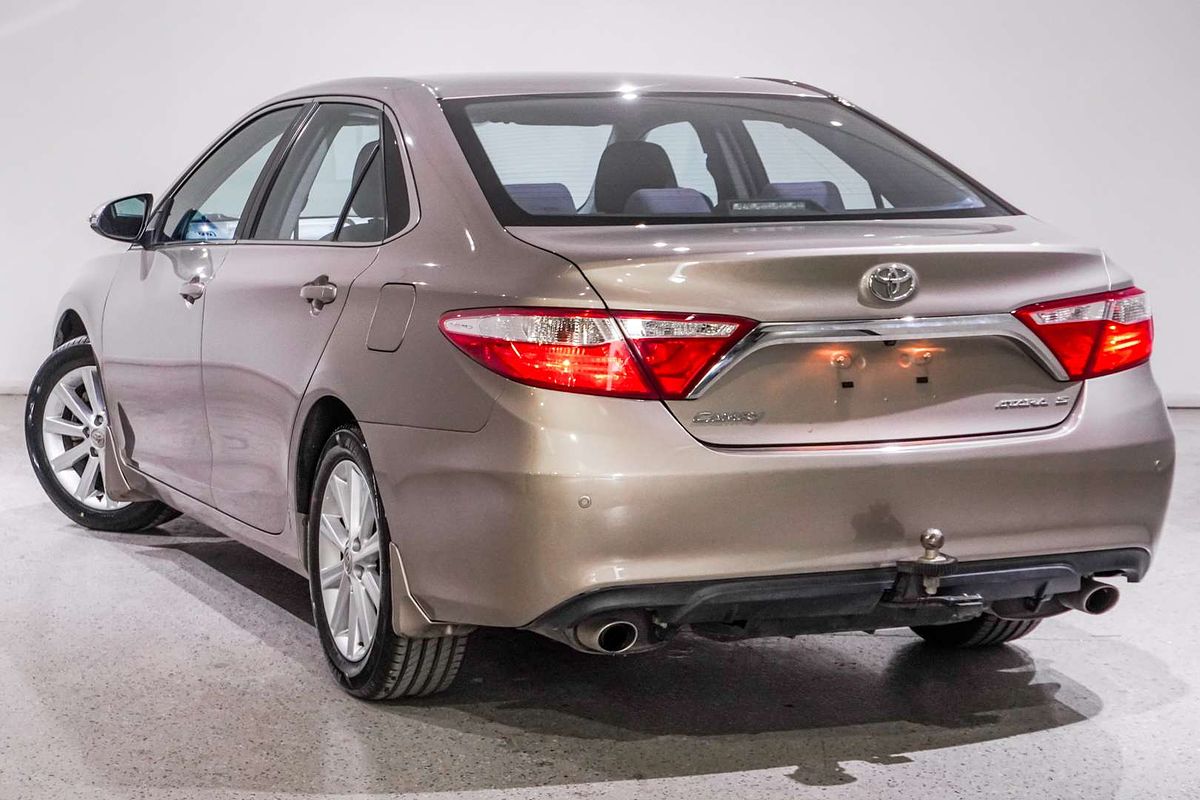 2016 Toyota Camry Atara S ASV50R