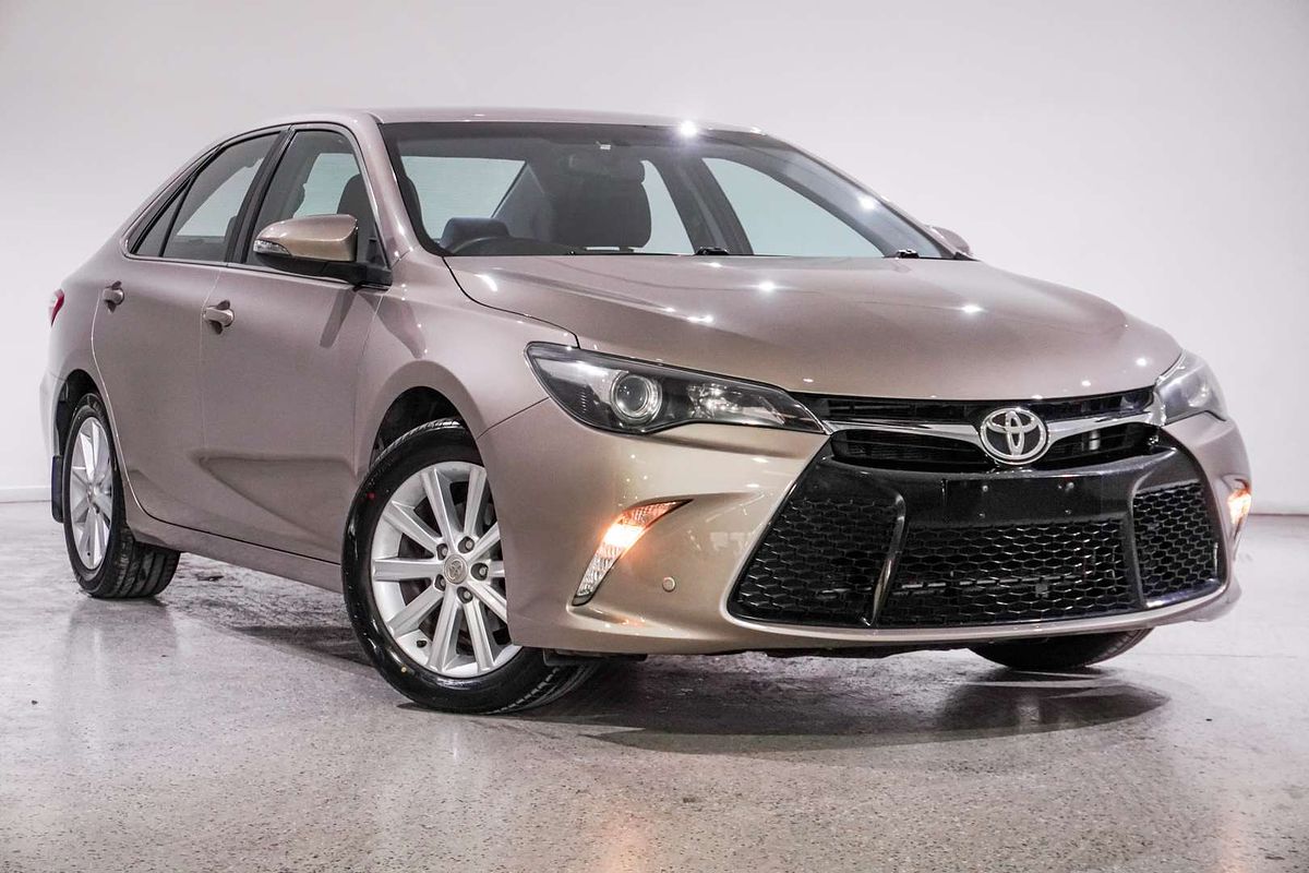 2016 Toyota Camry Atara S ASV50R