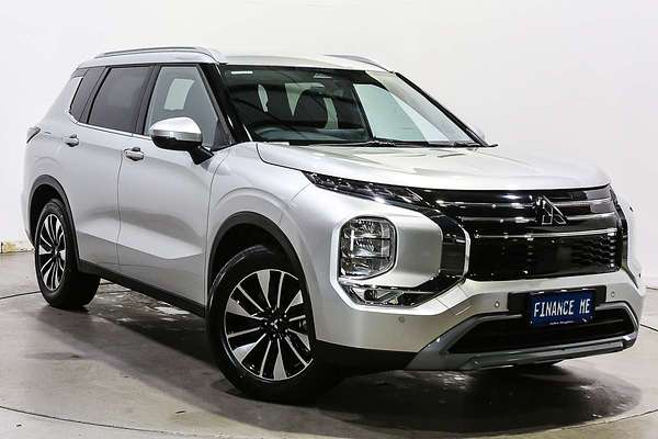 2025 Mitsubishi Outlander LS ZM