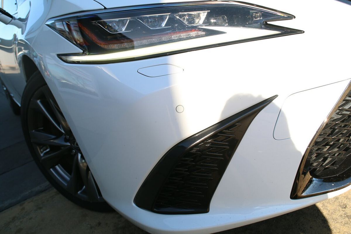 2020 Lexus ES ES300h F Sport AXZH10R