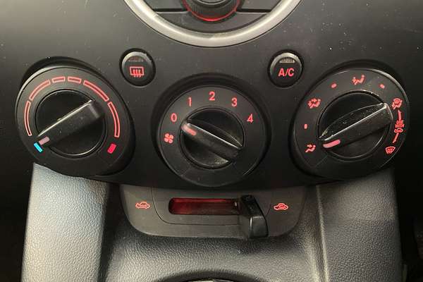 2008 Mazda 2 Genki DE Series 1 thumb-27