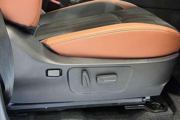 2026 Mazda BT-50 SP TF thumb-19