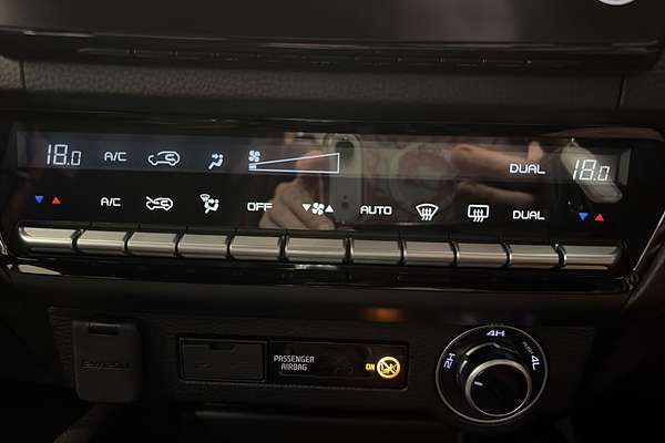 2026 Mazda BT-50 SP TF thumb-29