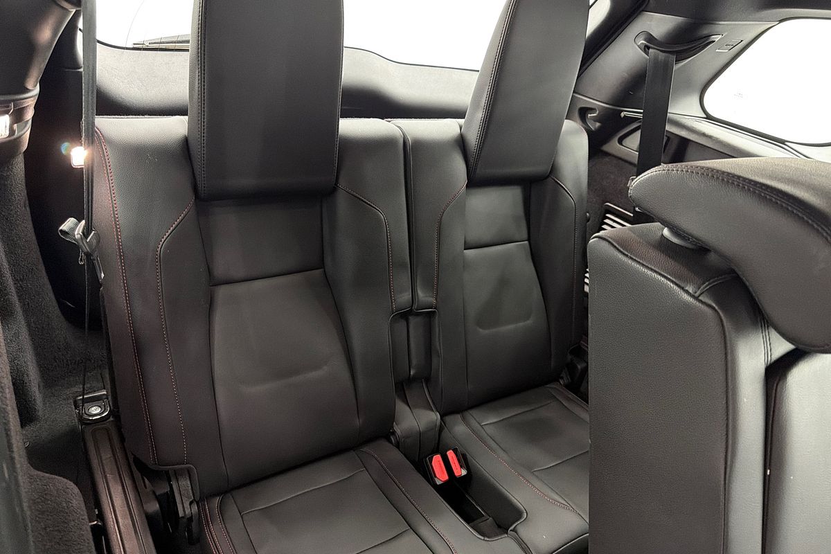 2022 Land Rover Discovery Sport P250 R-Dynamic SE L550