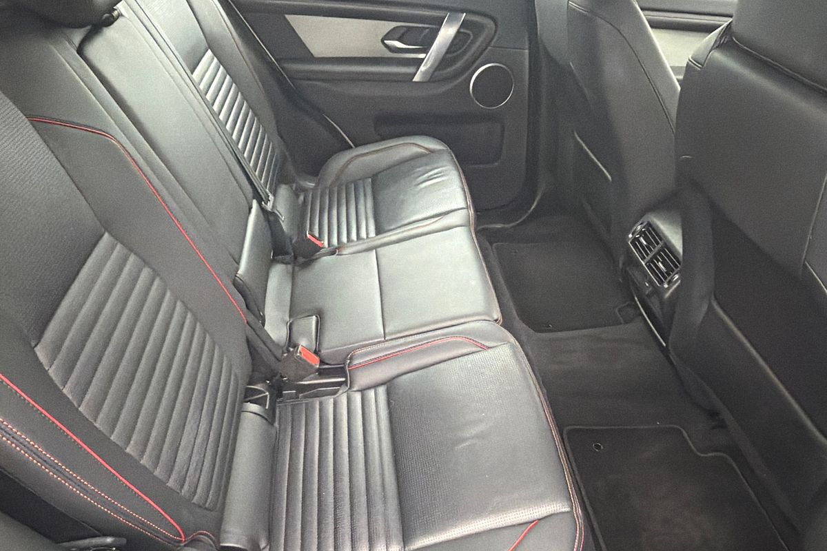 2022 Land Rover Discovery Sport P250 R-Dynamic SE L550