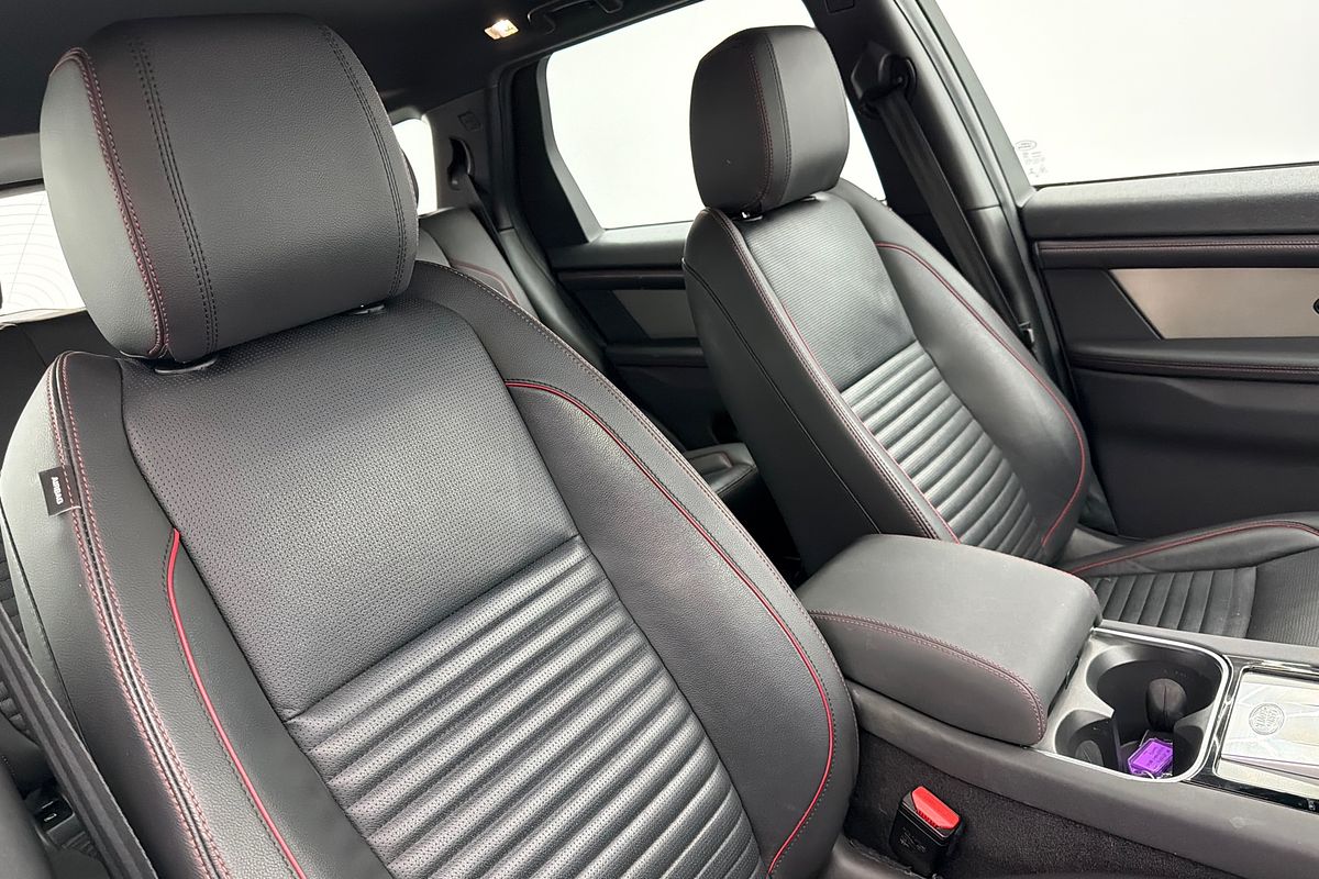 2022 Land Rover Discovery Sport P250 R-Dynamic SE L550