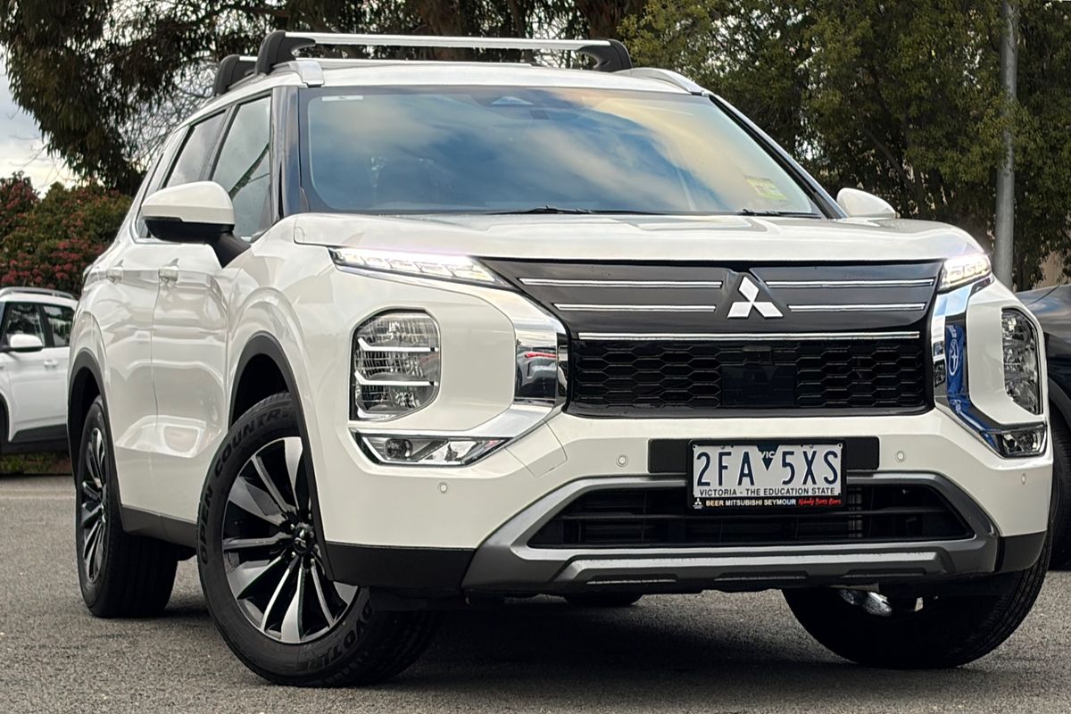 2025 Mitsubishi ZM