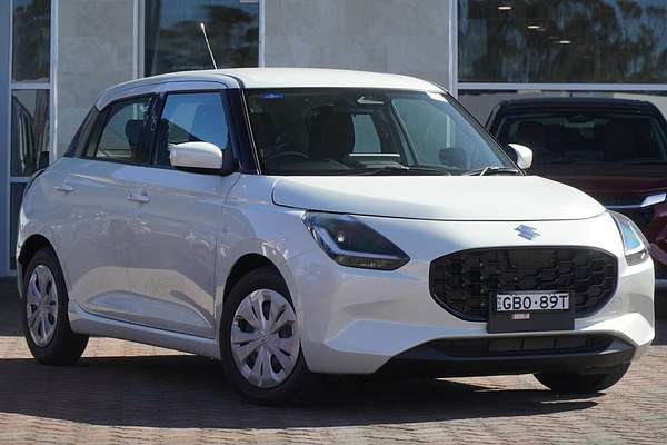 2025 Suzuki Swift Hybrid UZ