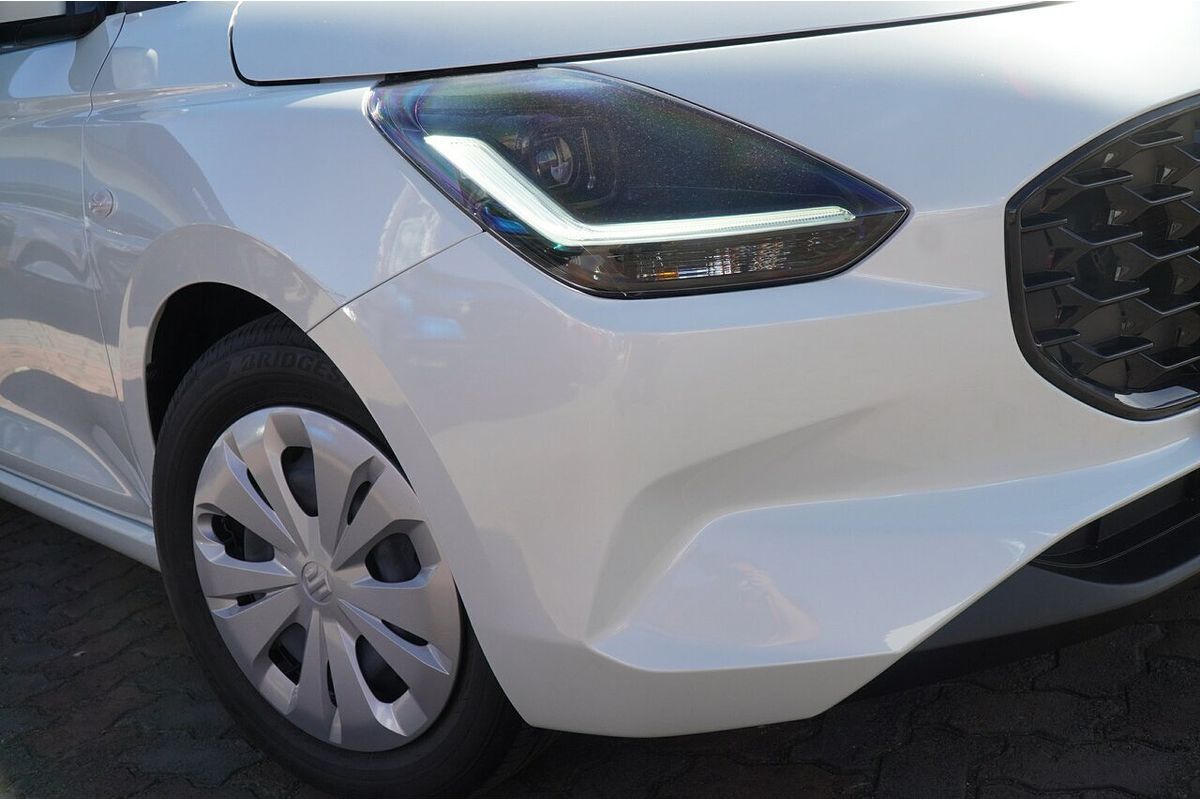 2025 Suzuki Swift Hybrid UZ