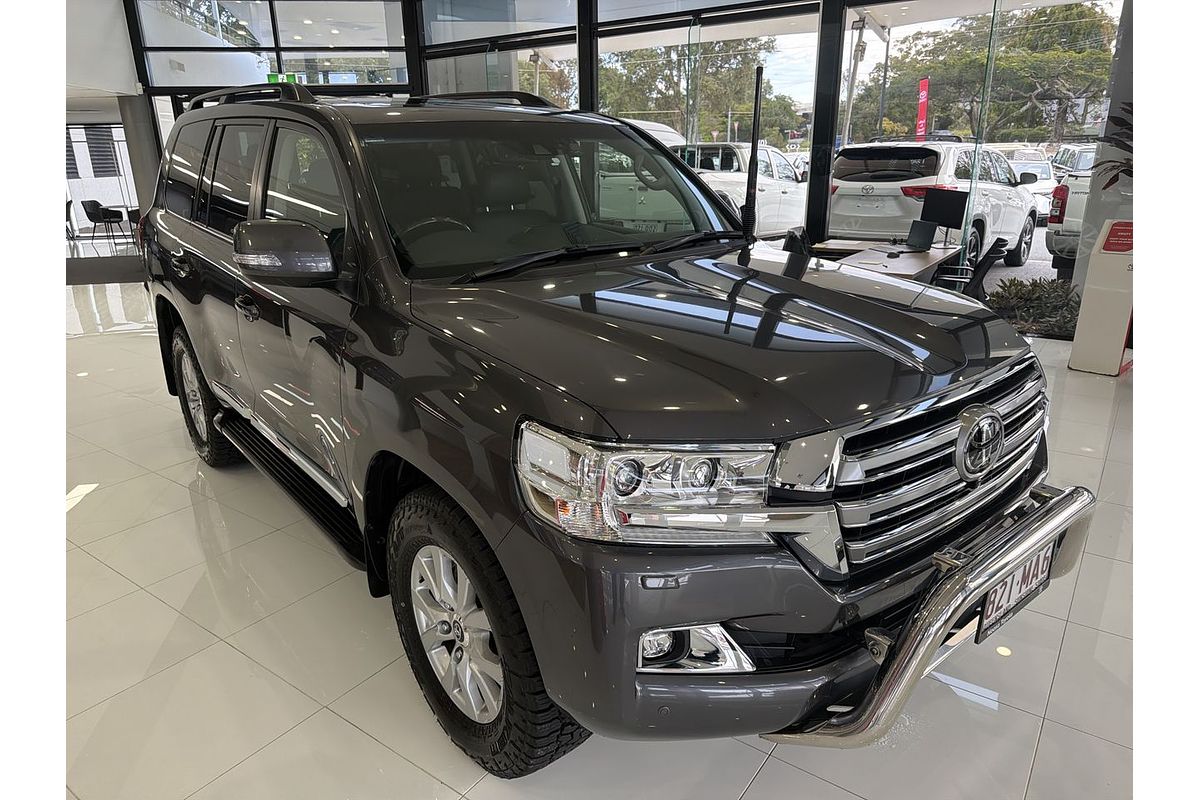 2020 Toyota Landcruiser Sahara VDJ200R