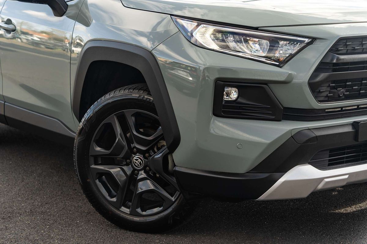 2022 Toyota RAV4 Edge AXAA54R