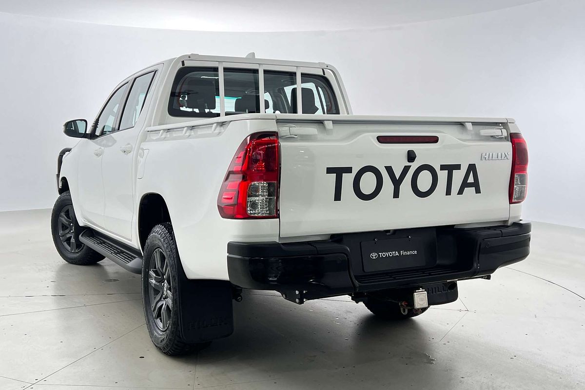 2024 Toyota Hilux SR GUN126R