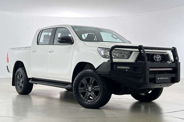 2024 Toyota Hilux SR GUN126R 4X4