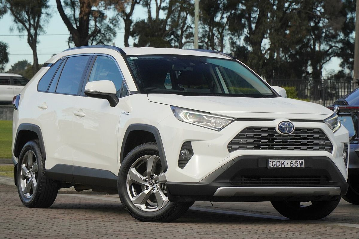 2020 Toyota RAV4 GXL AXAH52R