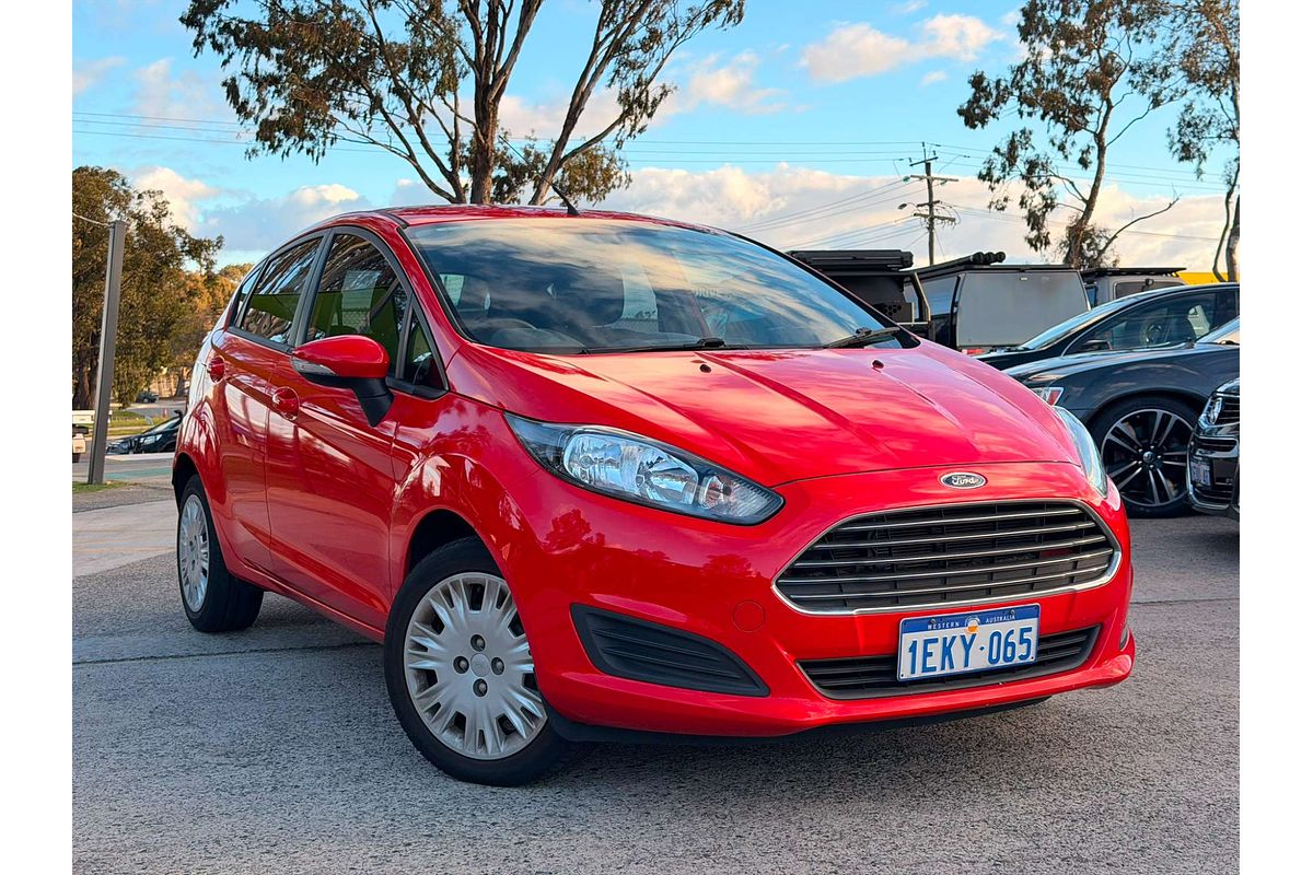 2013 Ford Fiesta CL WT