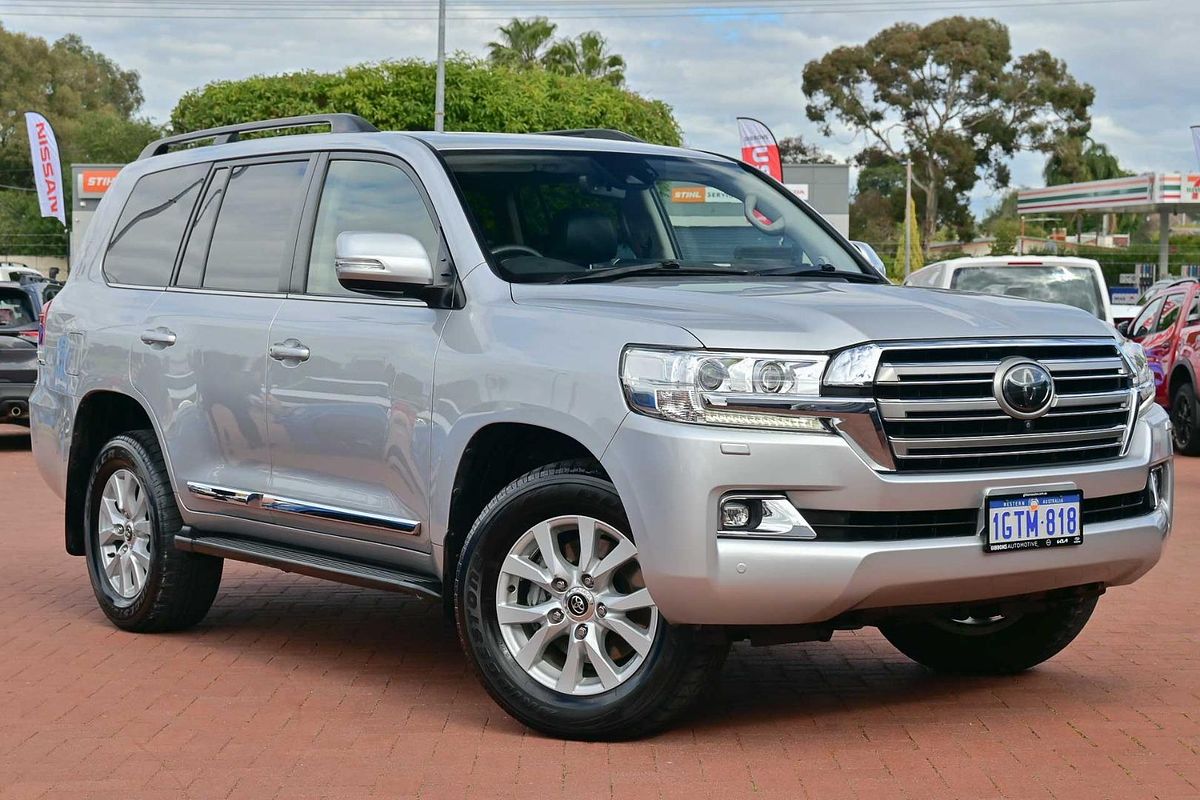 2017 Toyota Landcruiser Sahara VDJ200R