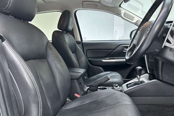 2021 Mitsubishi Triton GLS MR 4X4 thumb-12