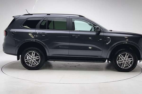 2025 Ford Everest Trend 2.0L thumb-8