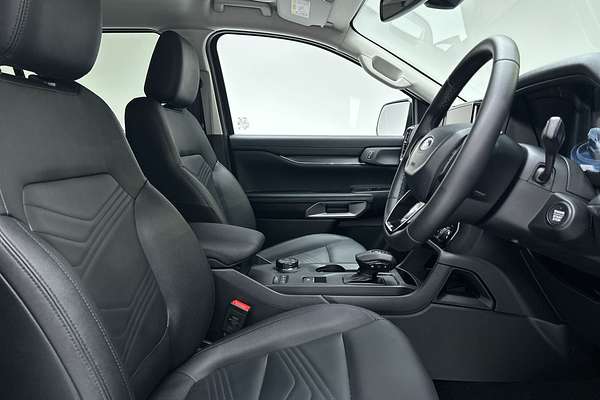 2025 Ford Everest Trend 2.0L thumb-12