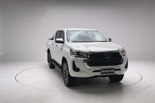 2022 Toyota Hilux SR5 GUN126R 4X4 thumb-1
