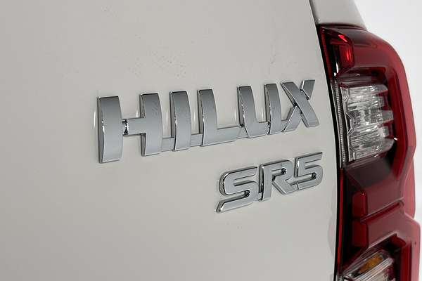2022 Toyota Hilux SR5 GUN126R 4X4 thumb-21