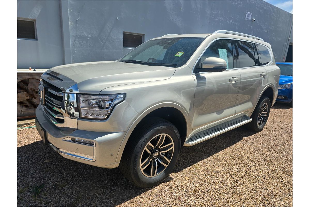 2025 GWM Tank 500 Lux Hybrid P03