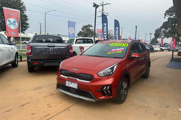 2021 Kia Niro Hybrid S DE