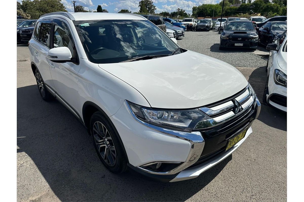 2017 Mitsubishi Outlander LS Safety Pack ZK