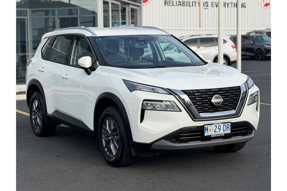 2024 Nissan X-TRAIL ST T33