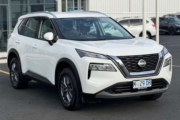 2024 Nissan X-TRAIL ST T33