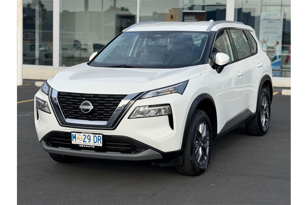 2024 Nissan X-TRAIL ST T33