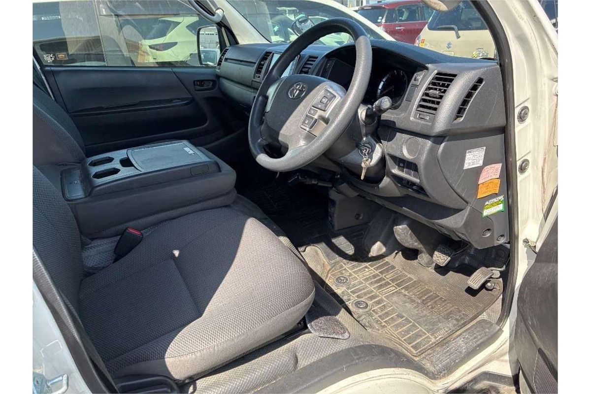 2020 Toyota Hiace Long DX