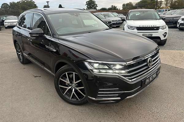 2019 Volkswagen Touareg 190TDI Launch Edition CR