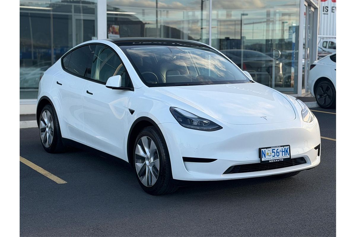 2023 Tesla Model Y Rear-Wheel Drive